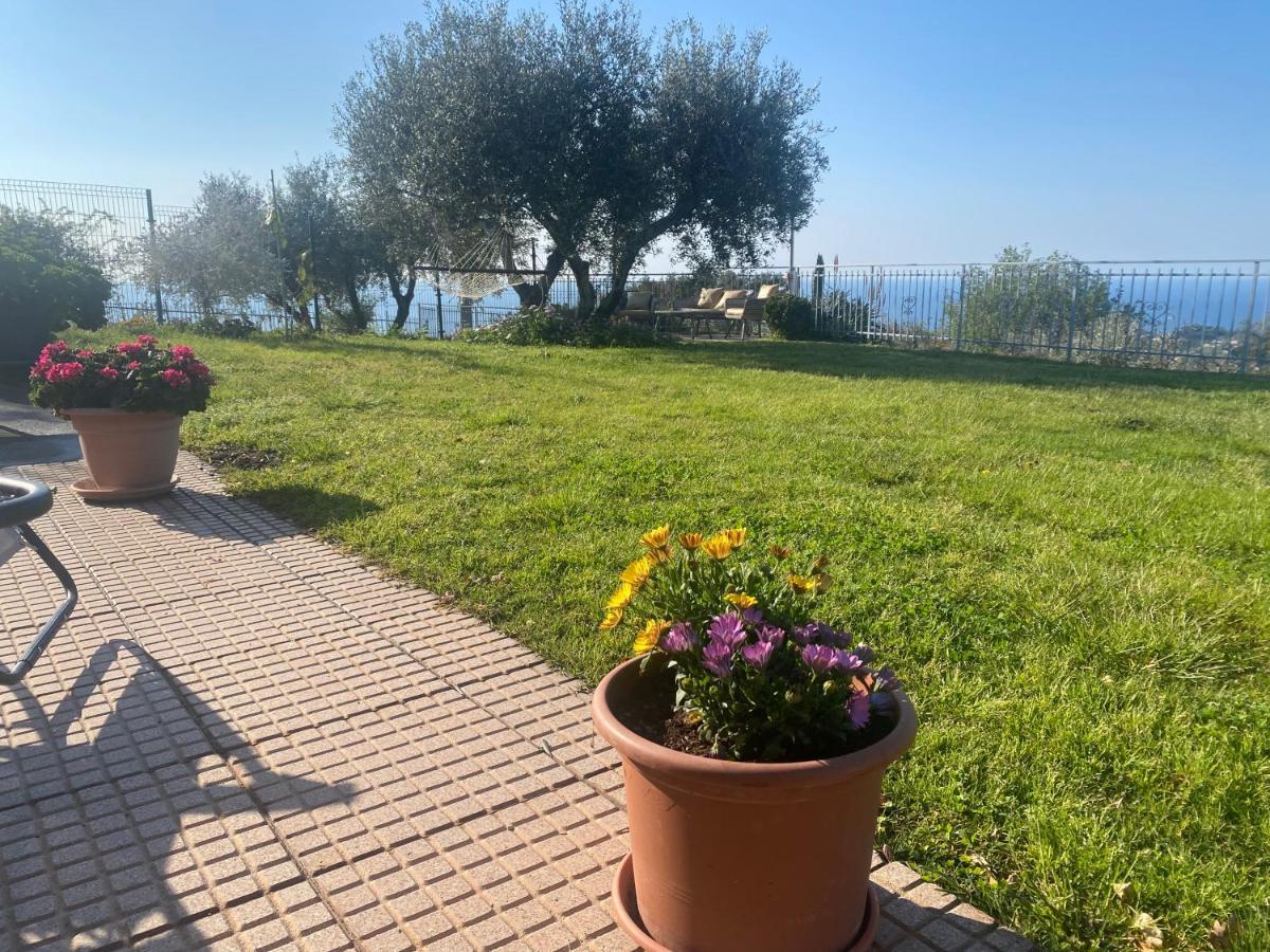 Villa Casa Vista Mare Imperia Exterior foto