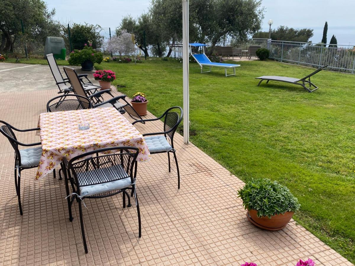 Villa Casa Vista Mare Imperia Exterior foto
