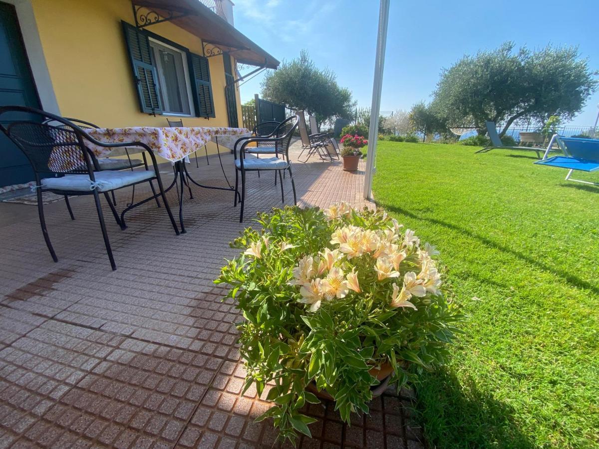 Villa Casa Vista Mare Imperia Exterior foto